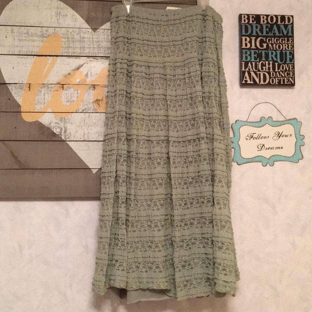 •Max Studio | Sage Green Skirt•